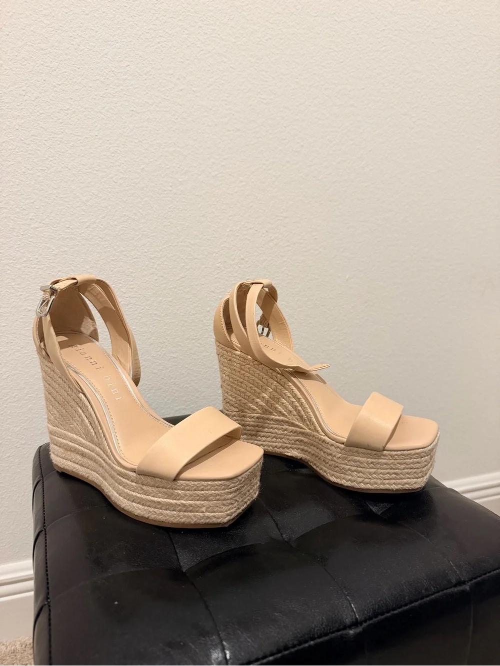 Gianni Bini Nude Beige Platform Espadrille Sandals with Ankle Strap